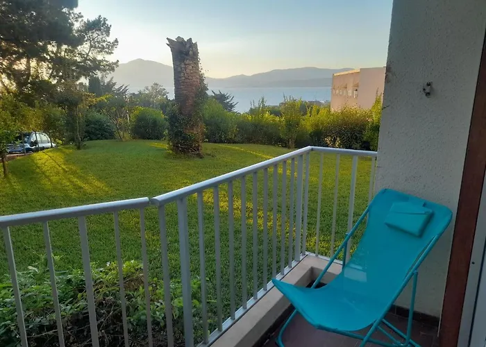 Briloc Duplex à 150m De La Plage. *